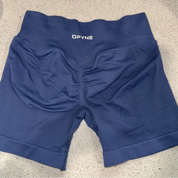 Women's Impact Dfyne Deep Sea Blue Shorts 4.5 - Picture 2 of 3